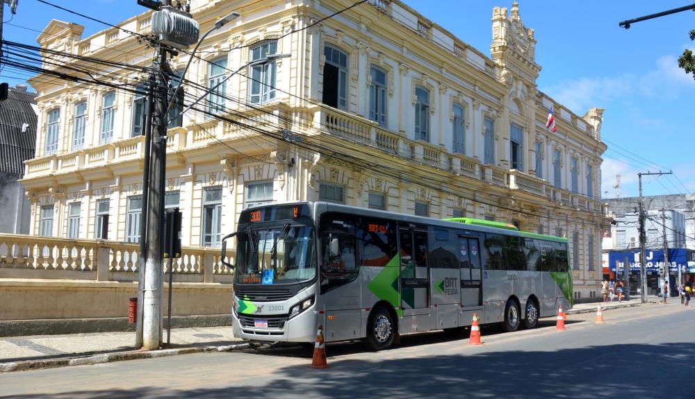 Prefeitura garante circulação de ônibus das 5h às 19h no lockdown