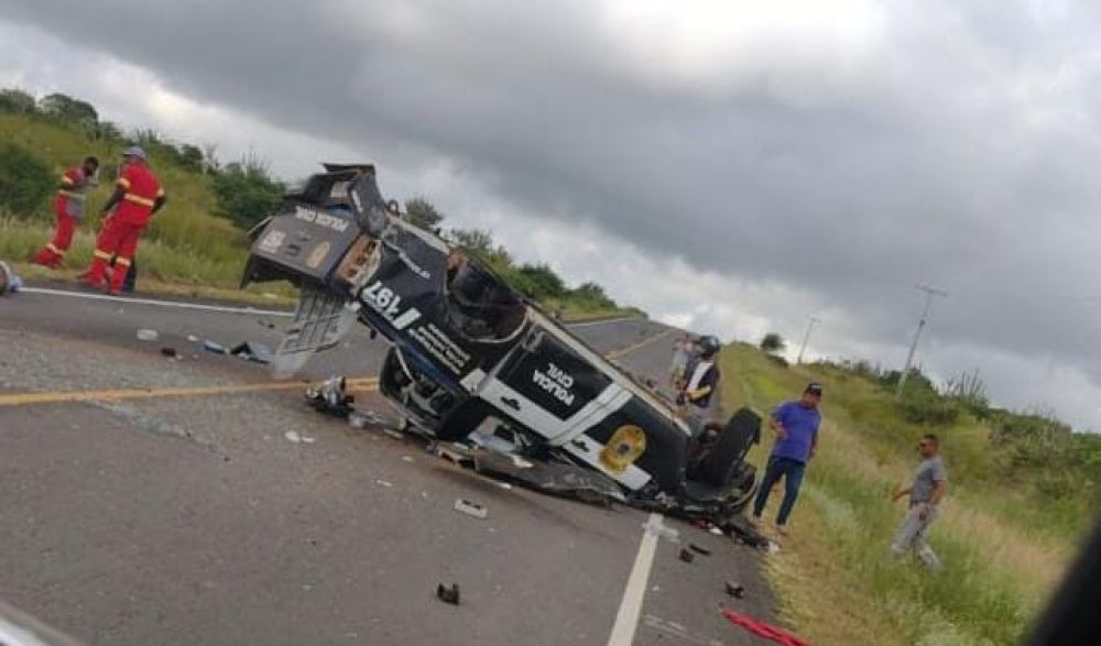 Policiais civis morrem após acidente na BA 233 entre Ipirá e Itaberaba