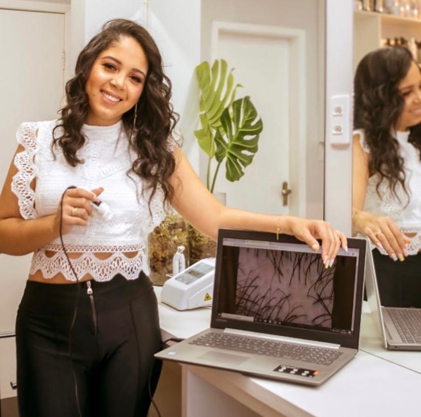 Aumento da queda capilar pós-covid tem incentivado a procura por tratamento