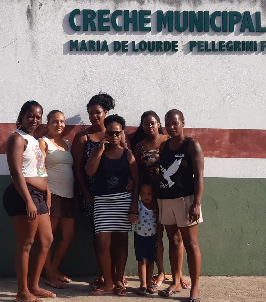 Creche-escola não reabre, e causa revolta em mães de alunos nos três riachos