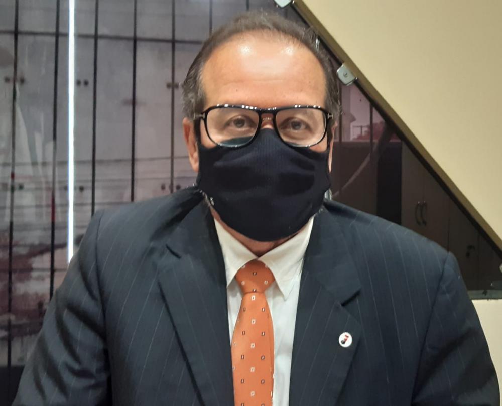 Município concede aumento de 5% ao servidor