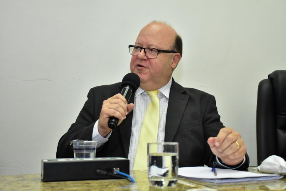 De forma acalorada, secretário Marcelo Britto é ouvido na CPI da Saúde; oitiva continua na terça