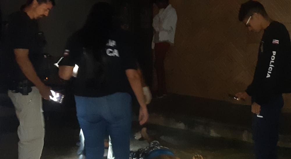 Homem é perseguido e morto com 5 tiros no Tomba