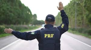 PRF inicia campanha Maio Amarelo para alertar sobre trânsito