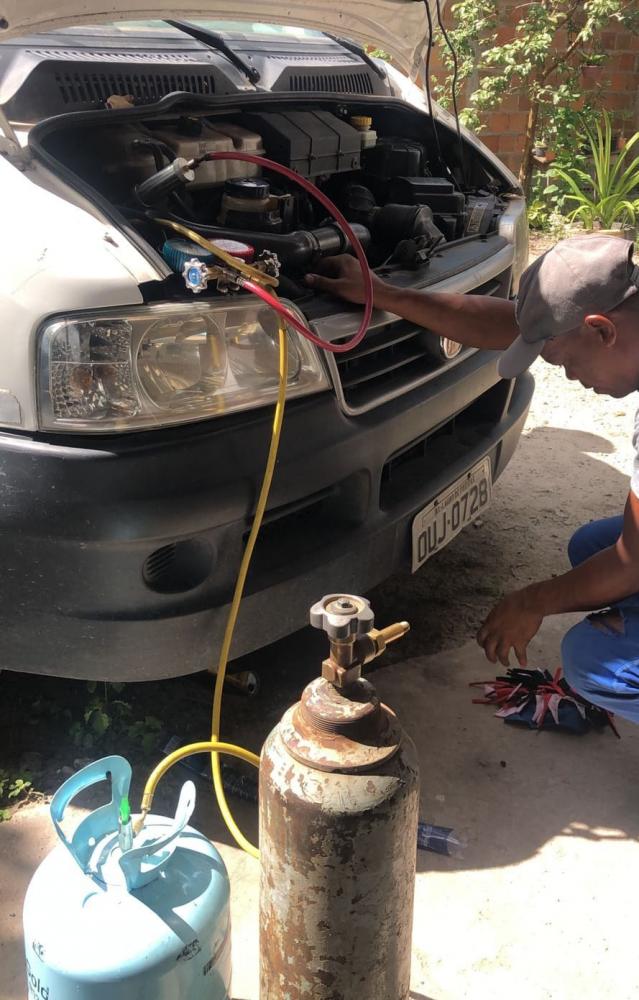  Técnico em refrigeração veícular é assassinado dentro de carro no bairro Pampalona