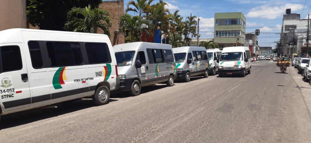 Cruzamento de linhas causam conflito entre motoristas de vans do transporte alternativo