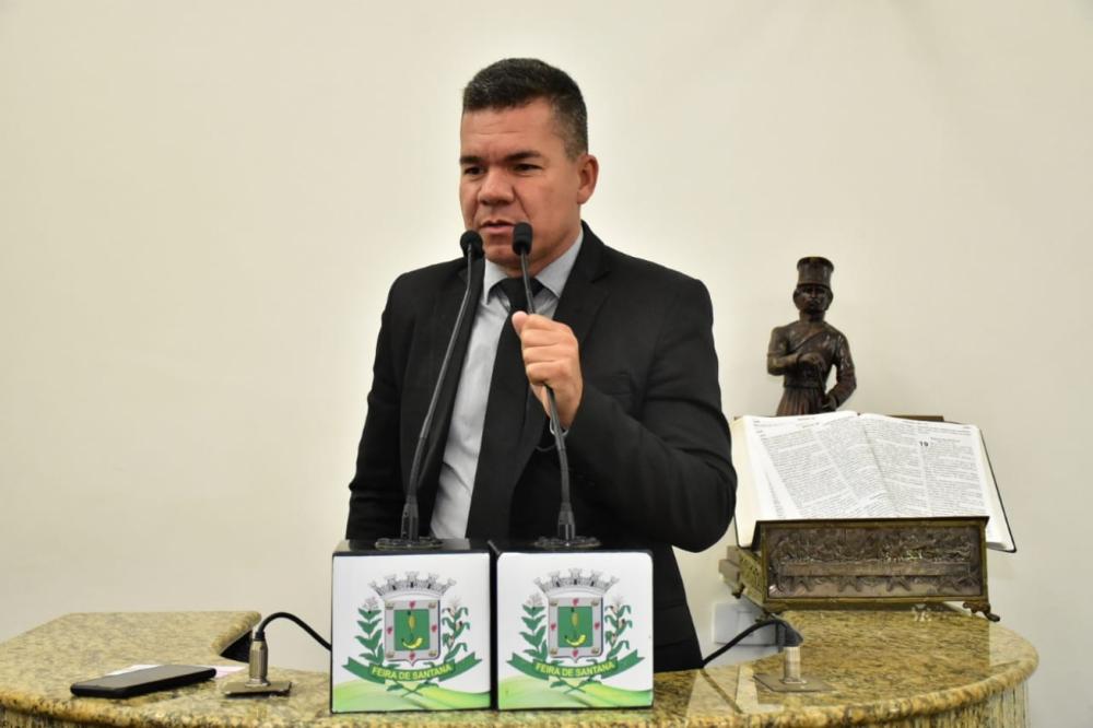 Praticantes de esportes do Viveiros sofrem com falta de iluminação pública