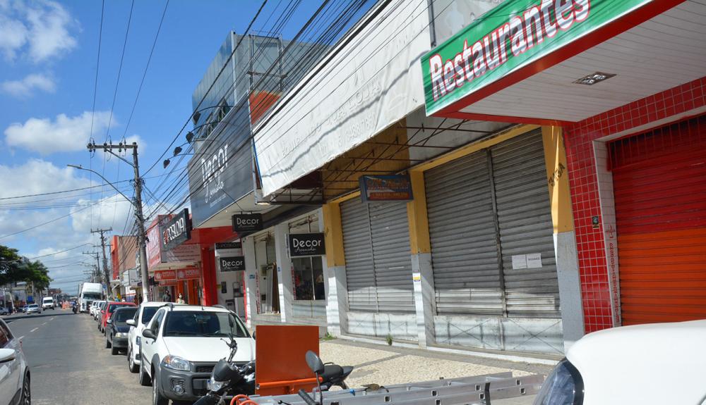 Escalonamento das atividades econômicas teve início hoje (10), em Feira