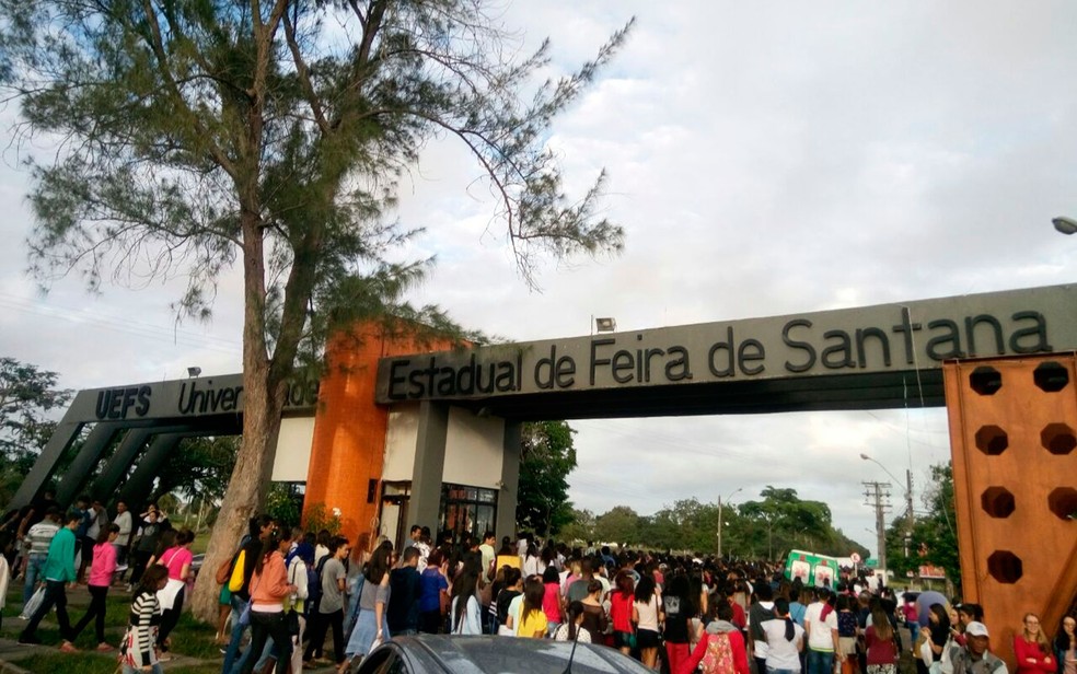 Professores da Uefs decidem paralisar as atividades dia 31