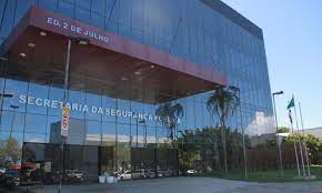 PM encontra R$ 4,6 milhões em pasta base de cocaína