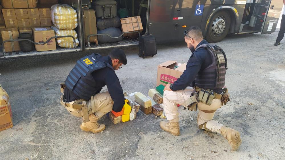 Mas de 30 quilos de maconha são apreendidos pela PRF em Feira de Santana, Bahia