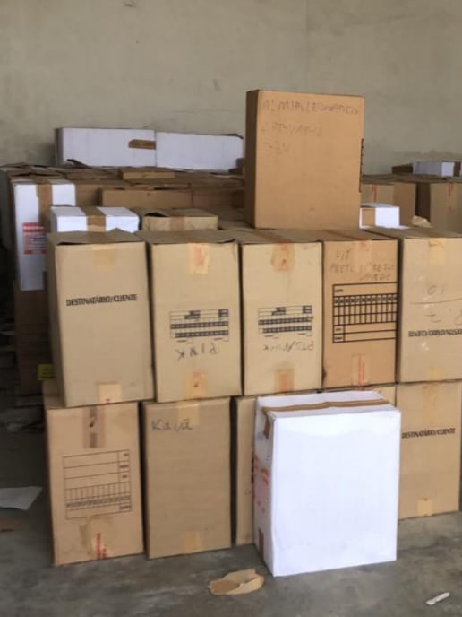 Polícia apreende carga de calçados avaliada em meio milhão de reais em Feira de Santana