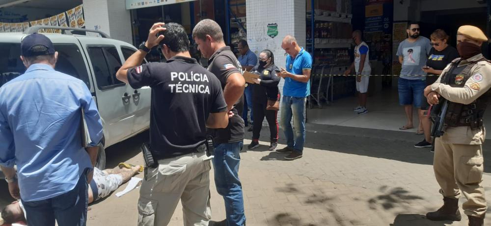 Motorista de ligeirinho e por aplicativo é assassinado no centro de Feira