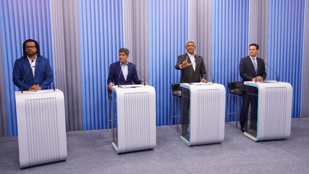 Debate na TV Bahia é marcado por ataques à declaração de pardo de ACM Neto