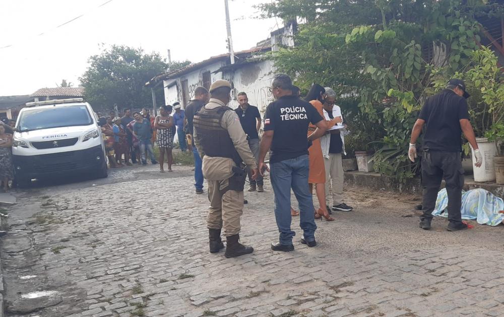 Mulher é assassinada com 10 tiros de pistola ponto 40