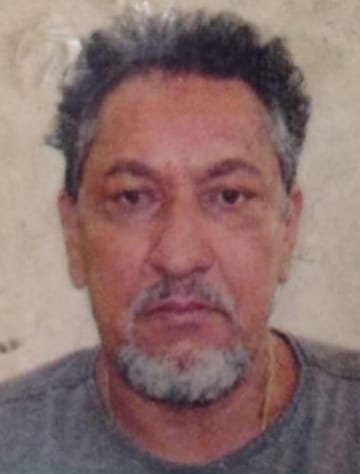 Moto taxista é morto a tiros na varanda de bar no CIS