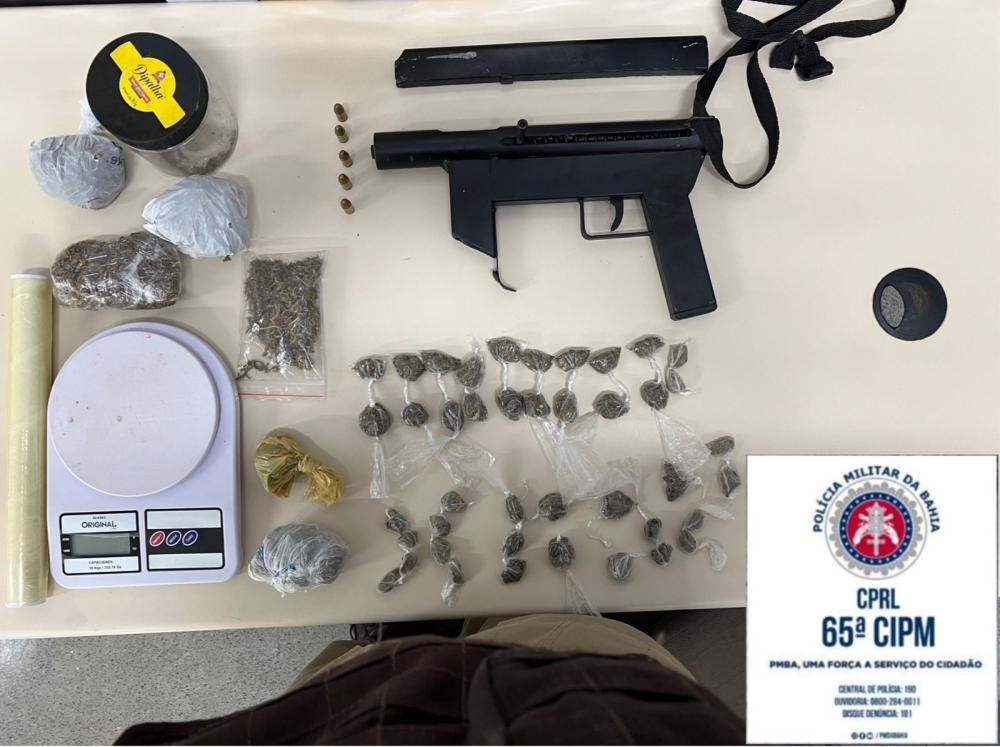  PM apreende submetralhadora e drogas em Feira de Santana