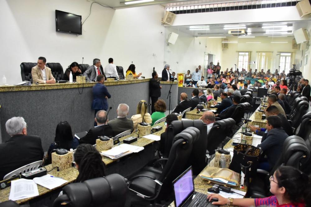 Secretários são ouvidos e câmara envia comissões para apurar necessidades de suplementação