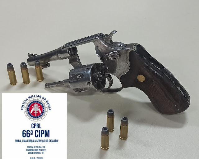 PM apreende arma de fogo dentro de escola