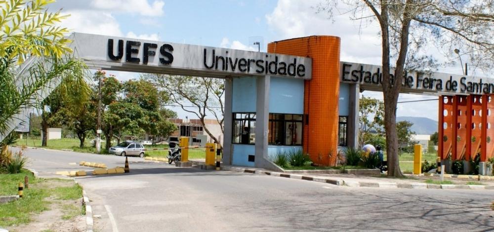 Uefs afasta vigilantes das atividades no campus e instaurará sindicância para apurar denúncias de homofobia e racismo contra estudante