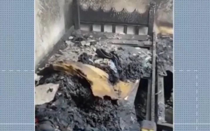 Mulher morre carbonizada após ter imóvel incendiado