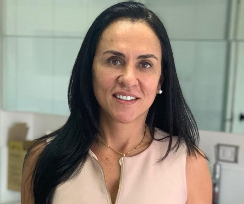 Prefeito nomeia nova secretária de Saúde 