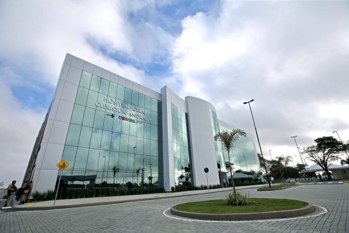 Cirurgia de face realizada no Hospital Clériston Andrade é destaque em revista científica internacional