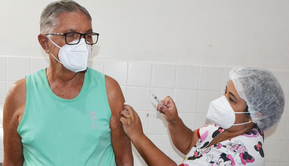 Feira: Em uma semana, quase 15 mil vacinados contra Covid-19