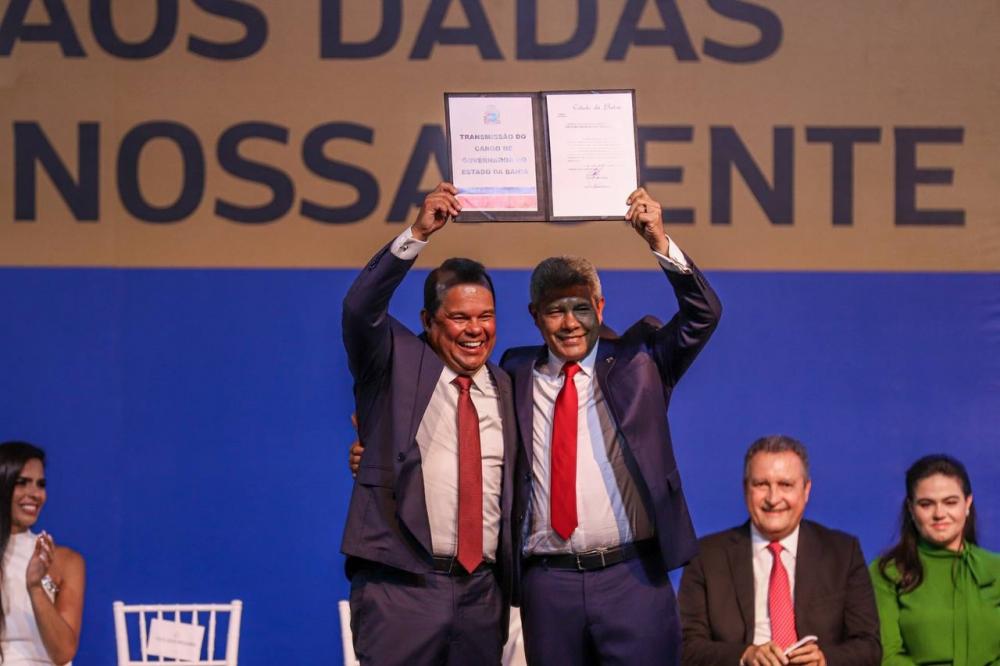 Jerônimo participa da cerimônia de posse de Lula: “tempo de esperança”