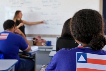 Matrícula da rede estadual de ensino da Bahia começa nesta segunda-feira