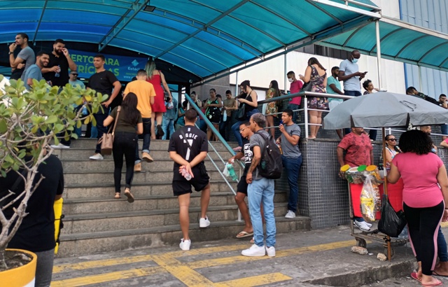 71 mil candidatos realizaram provas para concurso da PM e Corpo de Bombeiros