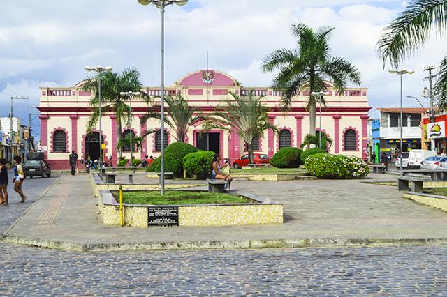 Juíza de São Gonçalo suspende mais uma vez processo de chapa laranja após se referir à audiência como “palhaçada”