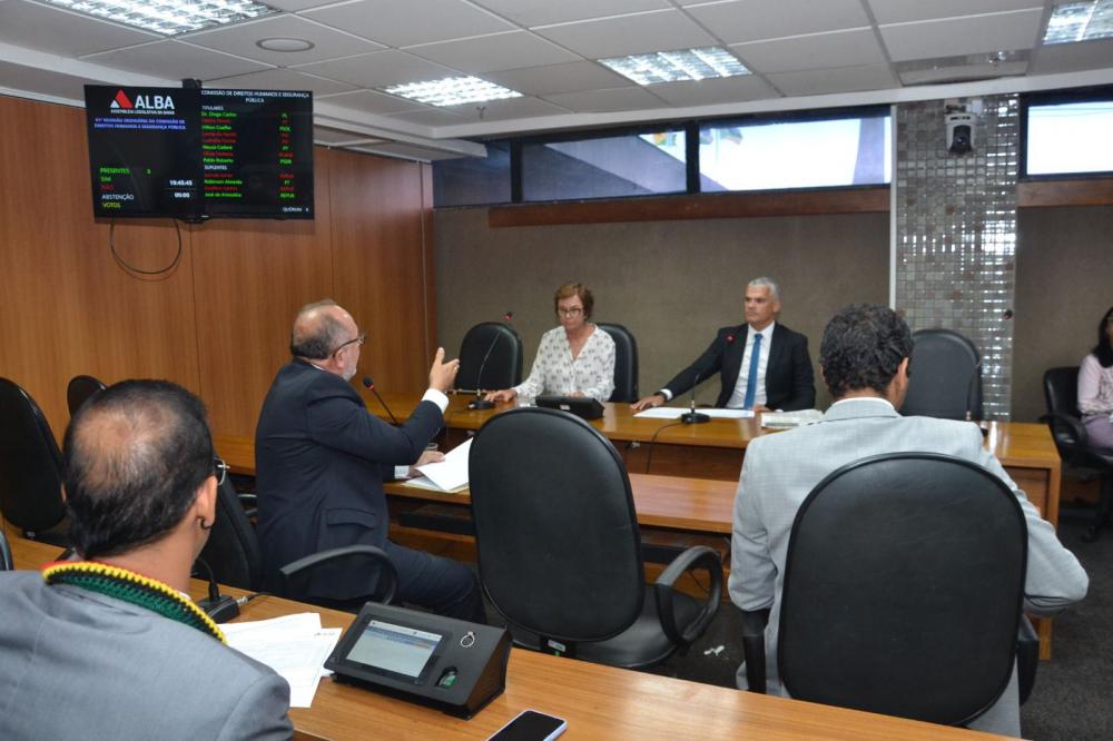 Comissão de Direitos Humanos e Segurança Pública realiza primeira reunião na Assembleia