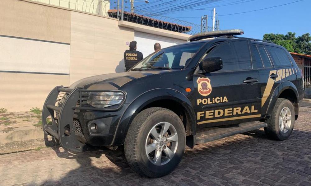PF cumpre mandado de busca e apreensão em Feira de Santana