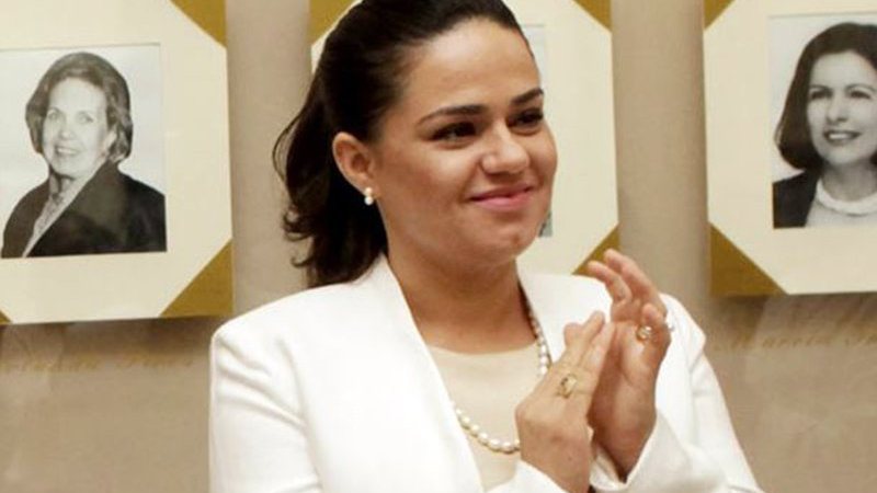 Aline Peixoto se emociona durante sabatina na Alba: ‘tentaram apagar minha história’