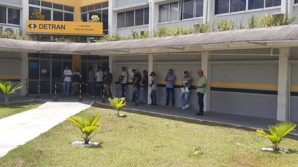 Coordenador da 3ª Ciretran informa que todos os dias 50 senhas são distribuídas no órgão
