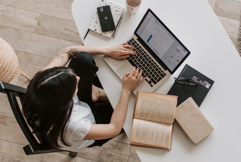 Ensino a distância cresce 474%, diz Inep; saiba os benefícios dessa modalidade