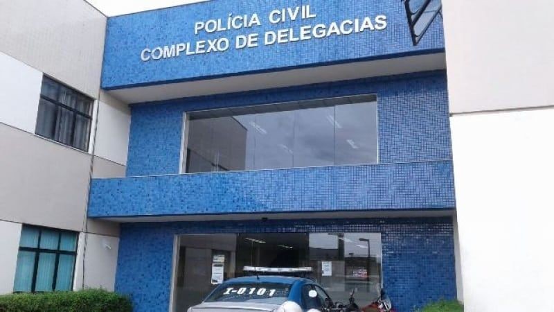 Homem agride policial e é baleado no centro de Feira de Santana