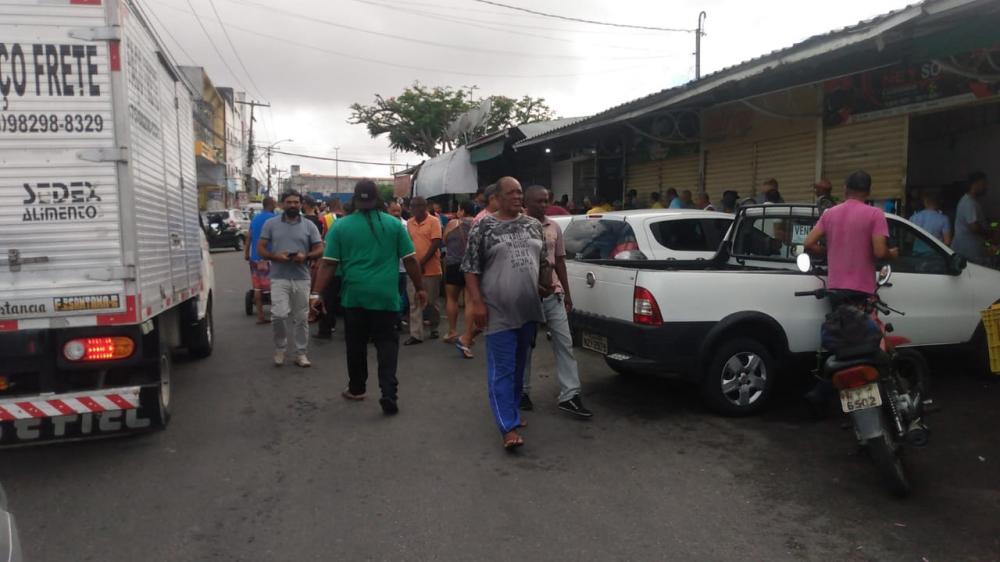 Comerciante é executado enquanto abria loja no Feiraguay