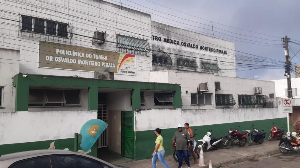 Pacientes esperam por regulação há dias na Policlínica do Tomba e nem remédio para pressão estão encontrando na Unidade Hospitalar