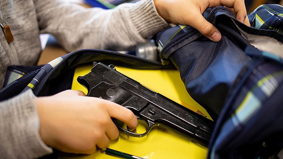 Operação frustra plano de ataque a escola em Feira de Santana