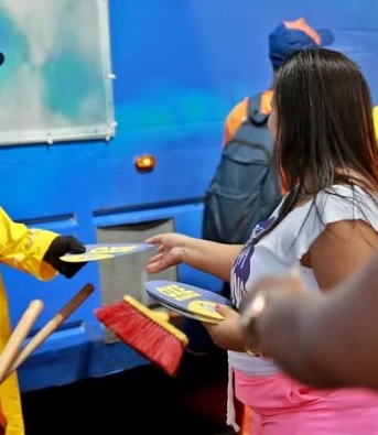 Secretaria de Políticas para as Mulheres promove ações na Micareta de Feira de Santana