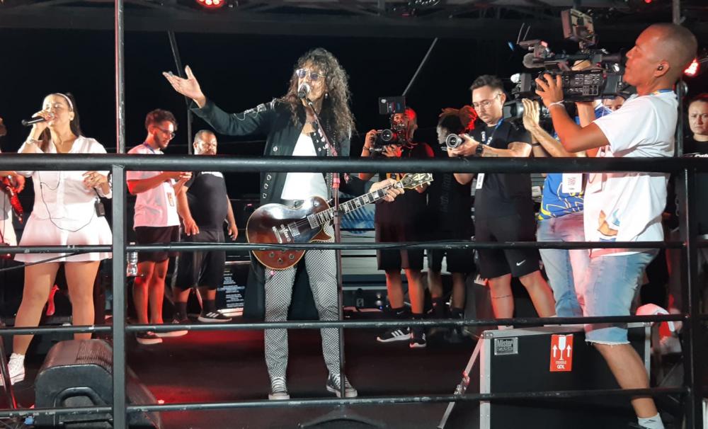 Luíz Caldas relembra sucessos que marcaram sua trajetória na axé muisc