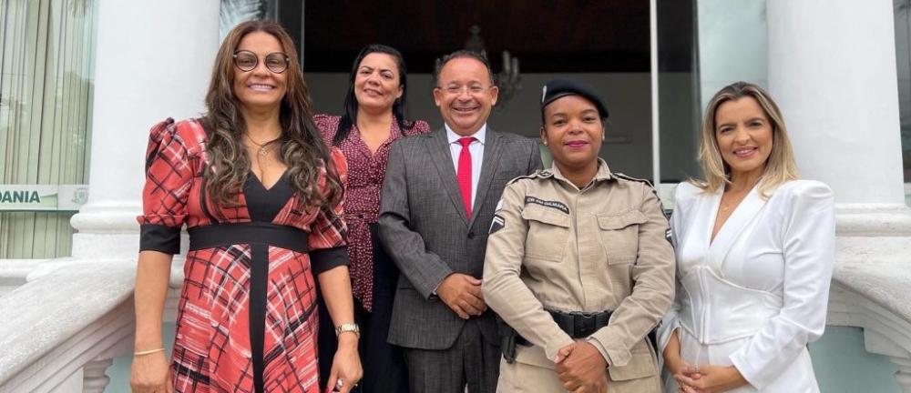 Câmera de Feira aprova inclusão da Caminhada em Combate à Violência Contra Mulher no calendário oficial da cidade