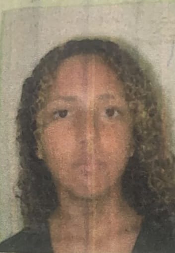 Homens em carro preto matam jovem de 21anos morta a tiros na Queimadinha