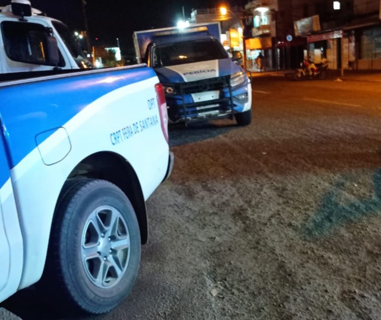 Noite de terror na Rua Nova em Feira