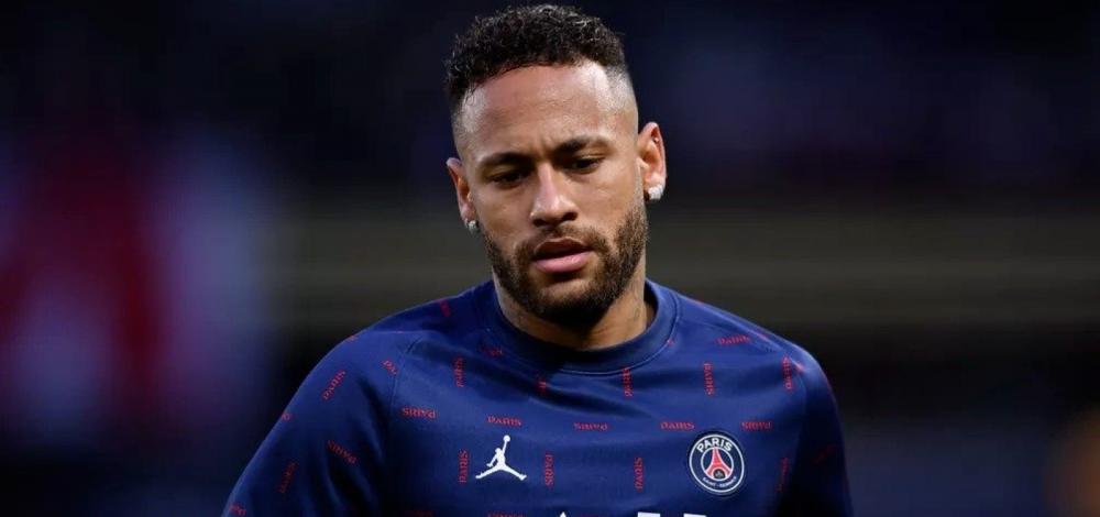 Após revolta da torcida, Paris Saint-Germain quer tirar Neymar do time