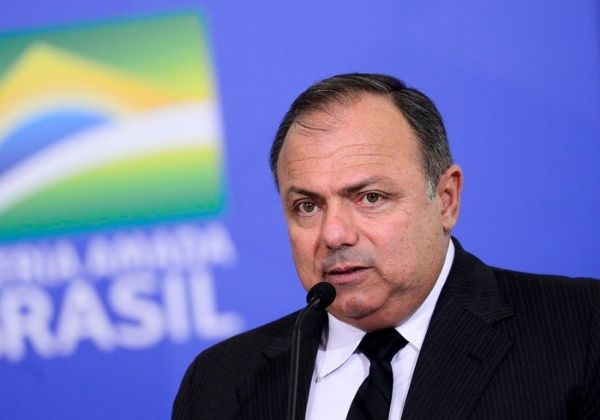 Vice-presidente de CPI pretende quebrar sigilo de dados de telefone de Pazuello