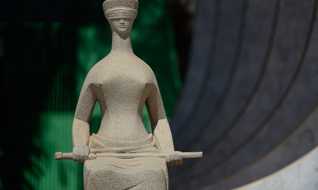 STJ solta homem negro acusado com base reconhecimento por foto