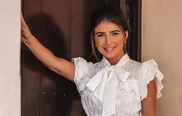 Paula Fernandes explica fim da parceria com Leonardo